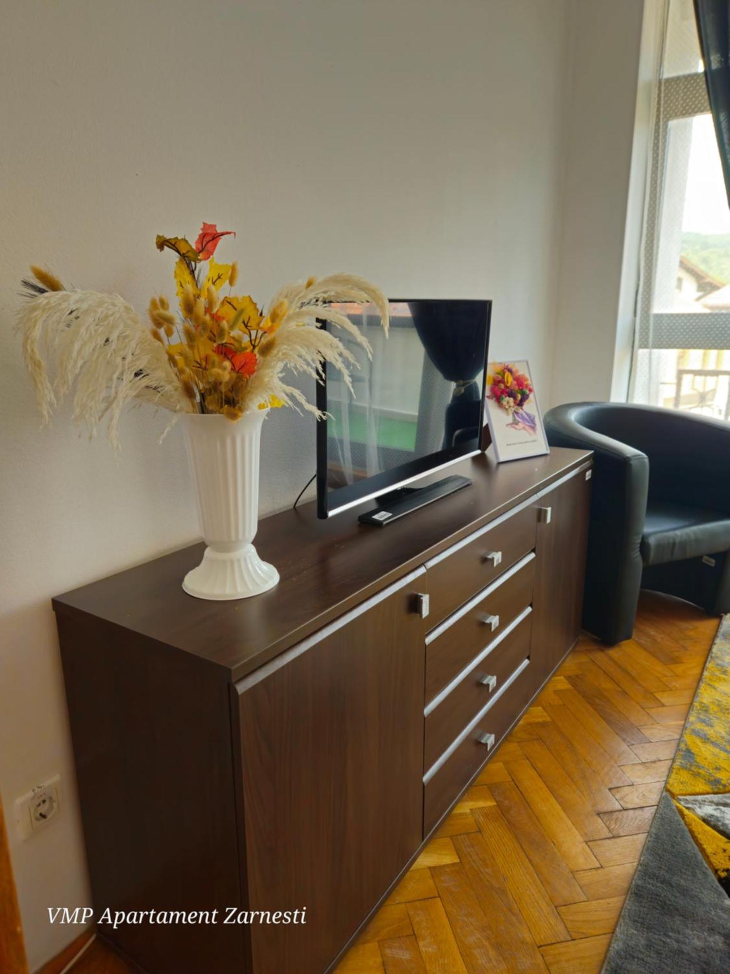 Apartment Zarnesti City Centre Vmp Free Parking Cameră foto