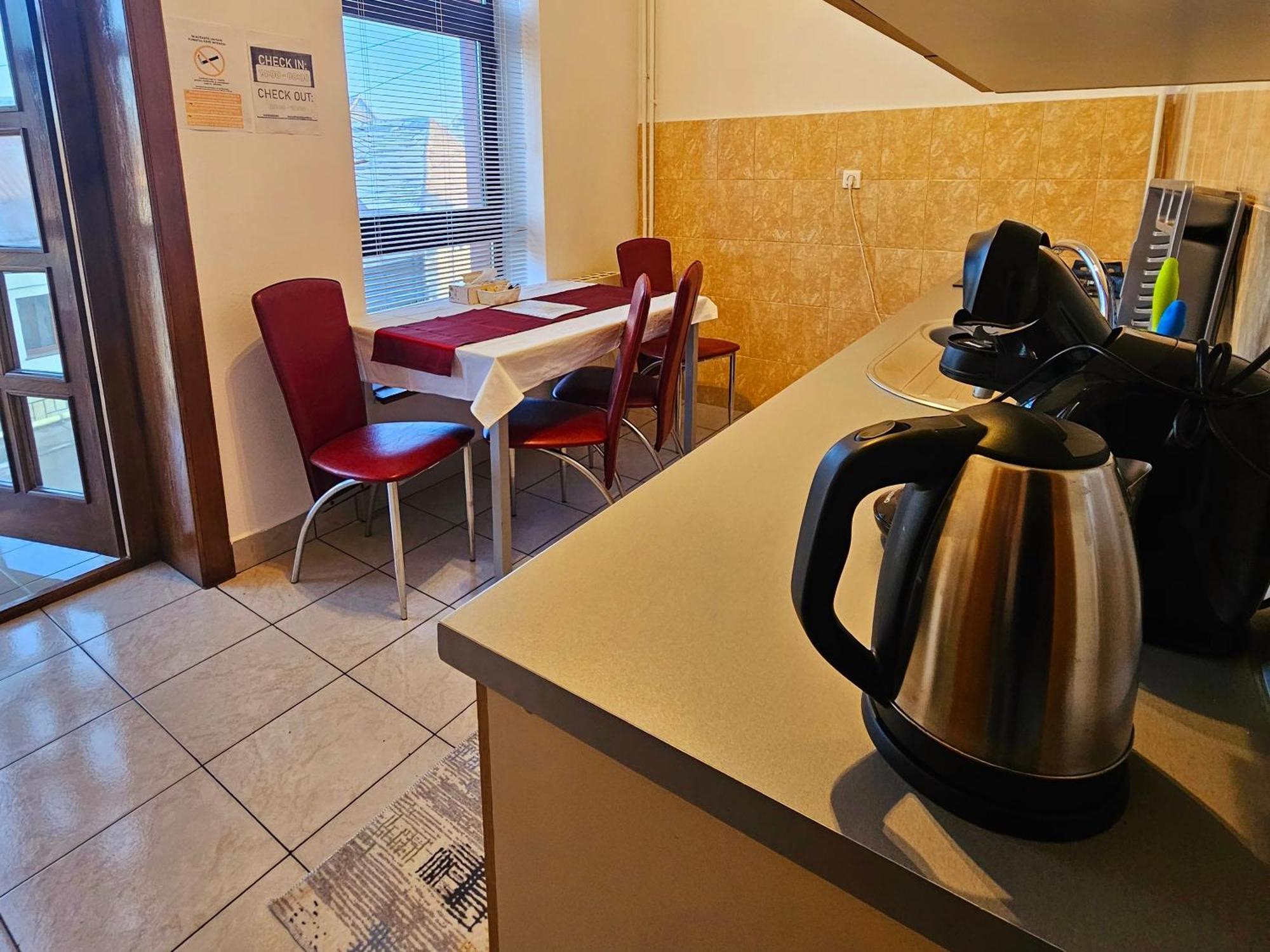 Apartment Zarnesti City Centre Vmp Free Parking Exterior foto