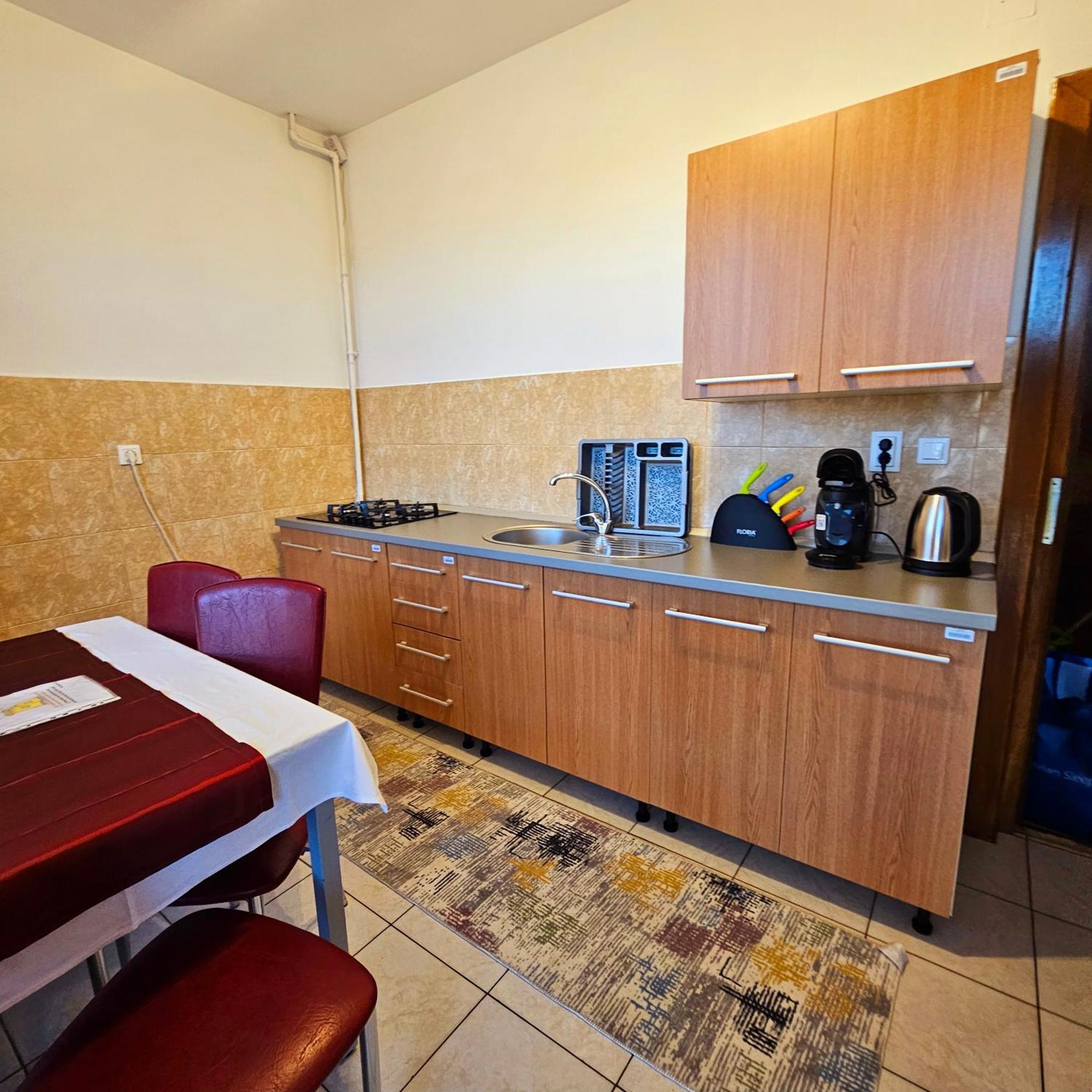 Apartment Zarnesti City Centre Vmp Free Parking Cameră foto