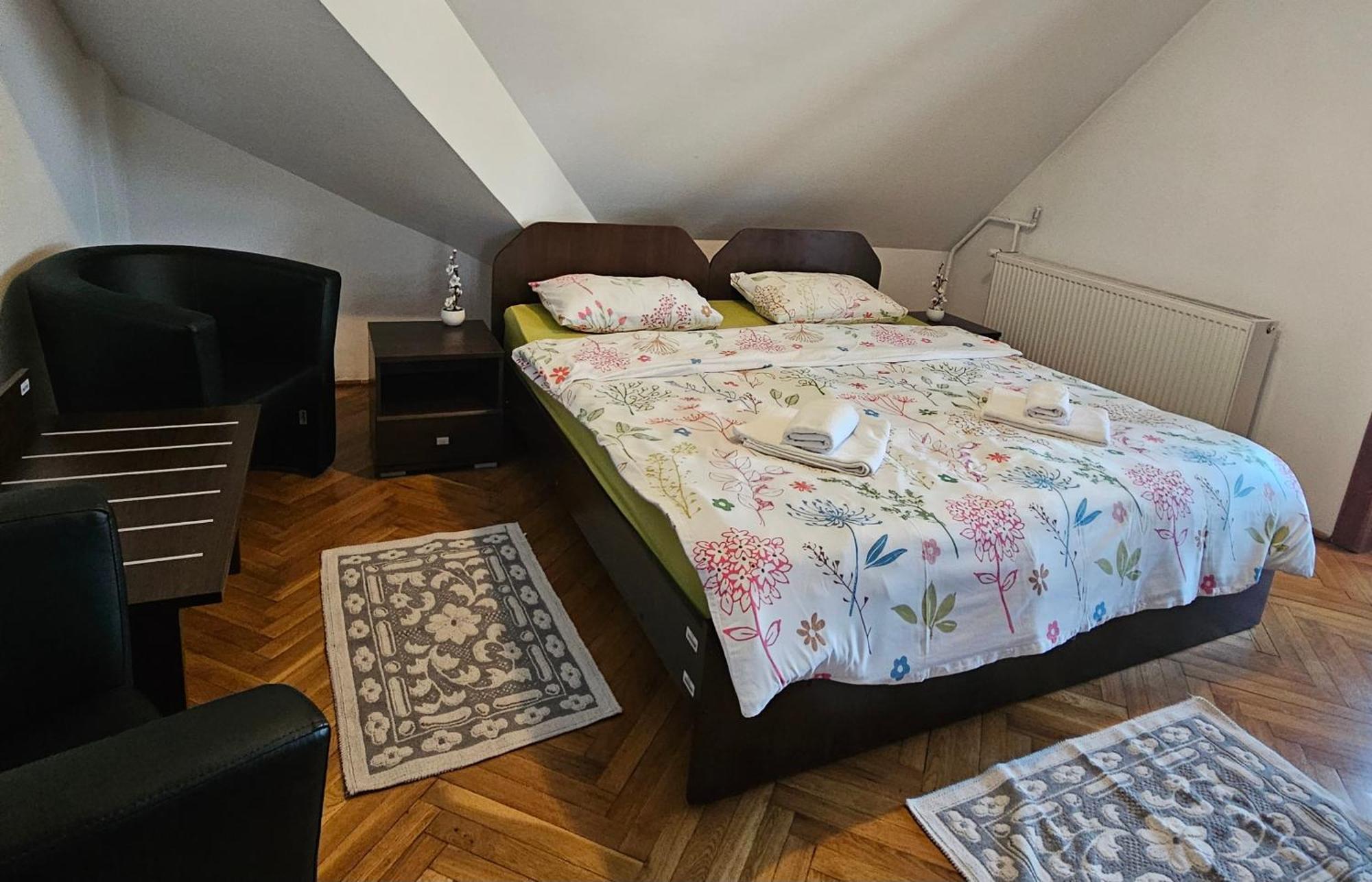 Apartment Zarnesti City Centre Vmp Free Parking Cameră foto